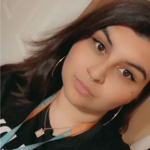 Meet your Posher, Marissa